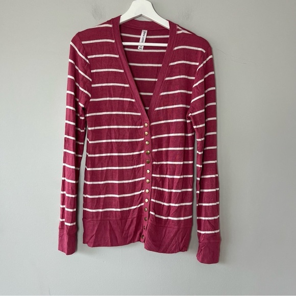 Zenana Outfitters Pink Striped Snap Up Cardigan Medium - Picture 1 of 7